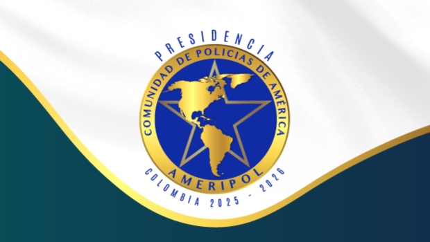 El general William René Salamanca asume la presidencia de Ameripol