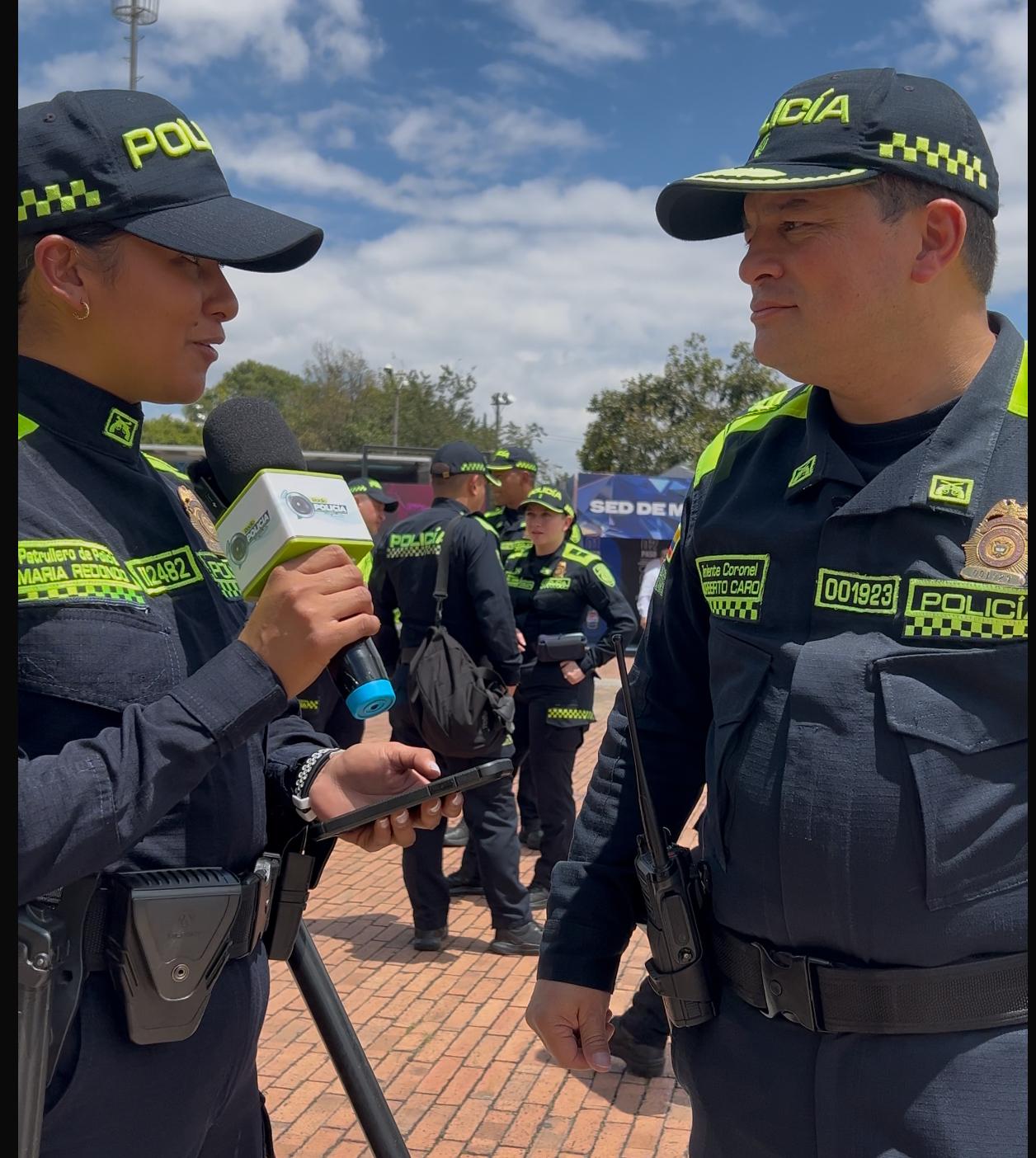 Funcionarios de radio policía