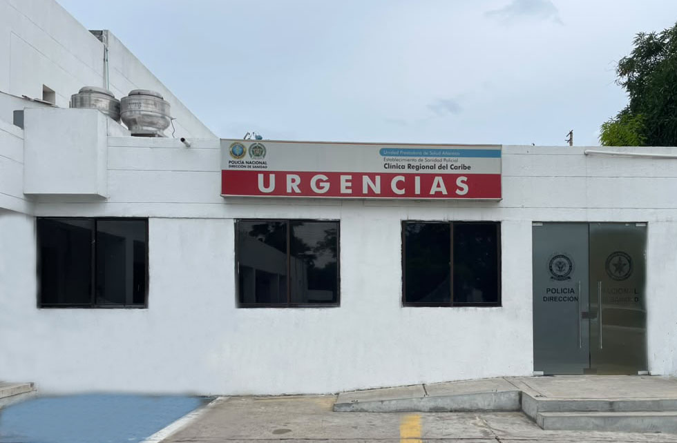 fachada_letrero_urgencias_atlantico