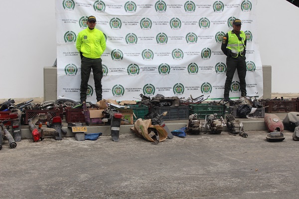 01 hombre capturado y 02 adolescentes aprehendidos en Quibdó por receptación. 01-hombre-capturado-y-02-adolescentes-aprehendidos-en-Quibdó-por-receptación.