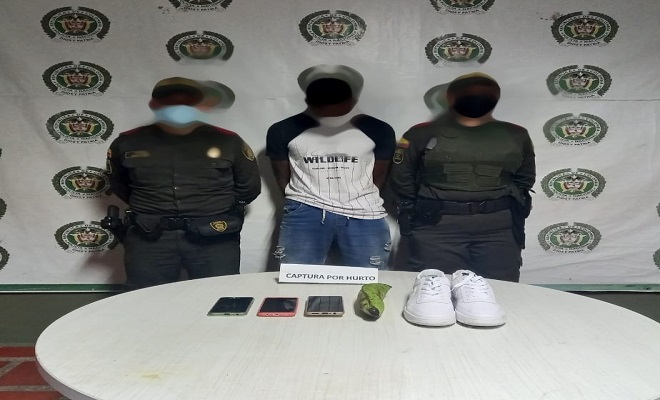 Con un plátano, intimidaba a sus víctimas para hurtarlas