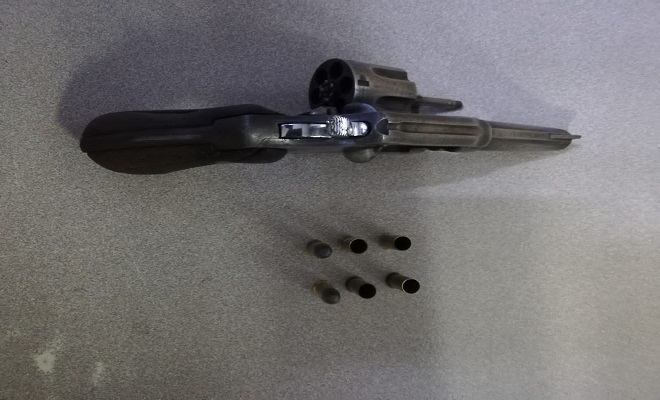 02 capturados en flagrancia por el delito de hurto calificado y agravado y porte ilegal de arma de fuego 02 capturados en flagrancia por el delito de hurto calificado y agravado y porte ilegal de arma de fuego