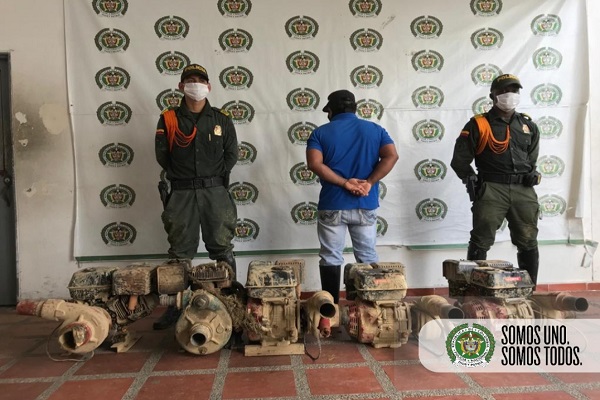 05 motores incautados y un hombre capturado son los resultados en contra de la minería ilegal 05-motores-incautados-y-un-hombre-capturado-son-los-resultados-en-contra-de-la-minería-ilegal