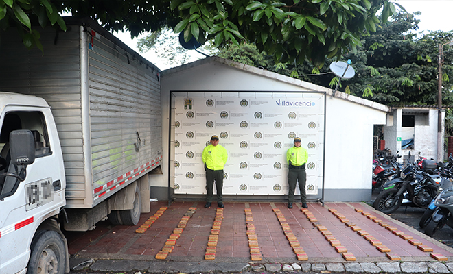 Incautan estupefacientes 