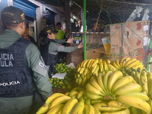 los comerciantes y la Policía unidos contra la extorsión