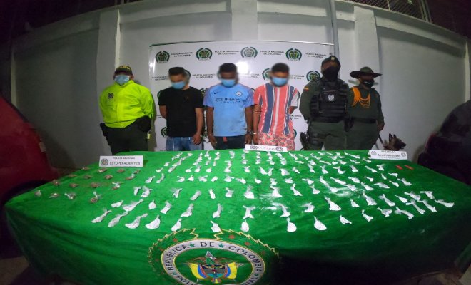 13 personas capturadas con droga y arma de fuego