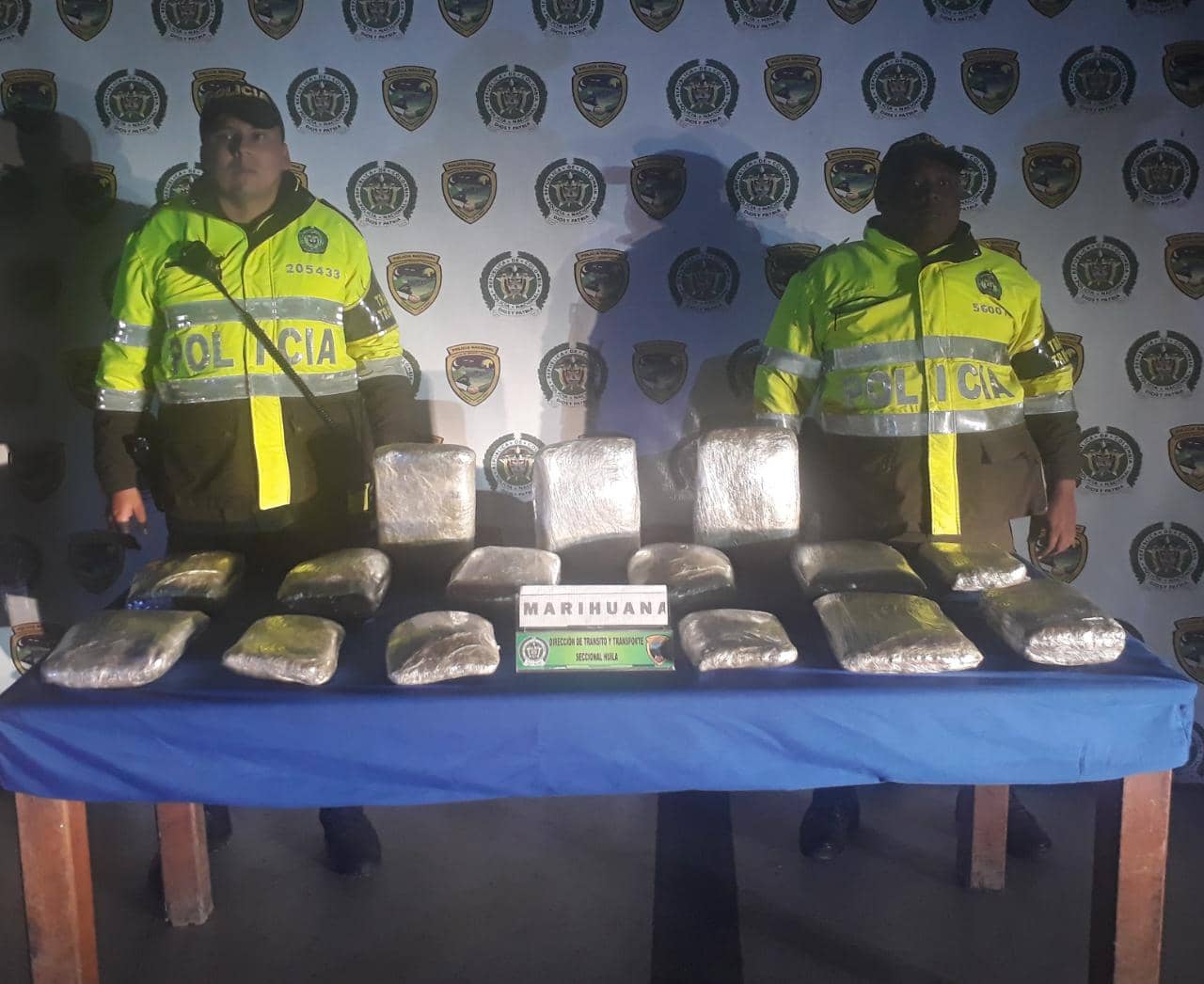  14_kilos_de_marihuana_cripy_encontrados_en_bus_de_servicio_publico