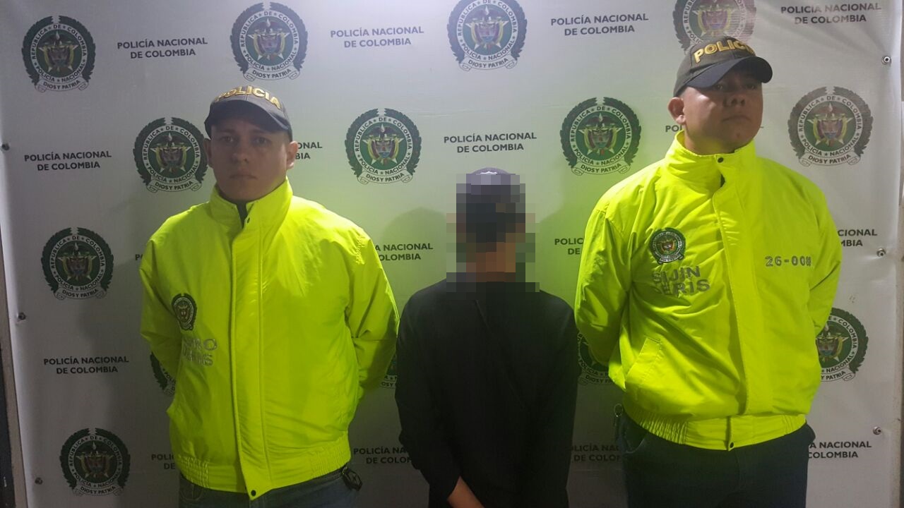 El menor acepto cargos y le fue dictada medida de internamiento menor aprehendido por delitos de homicidio y porte de armas