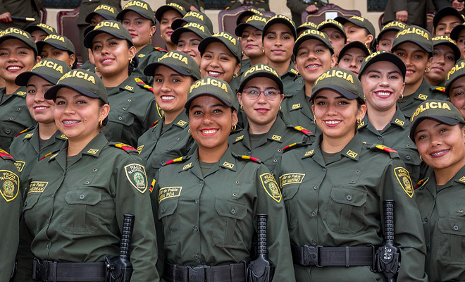 Auxiliares de policía Auxiliares de policía