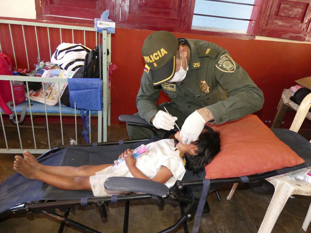 ampaña de salud y entrega de regalos para la comunidad indígena ampaña de salud y entrega de regalos para la comunidad indígena