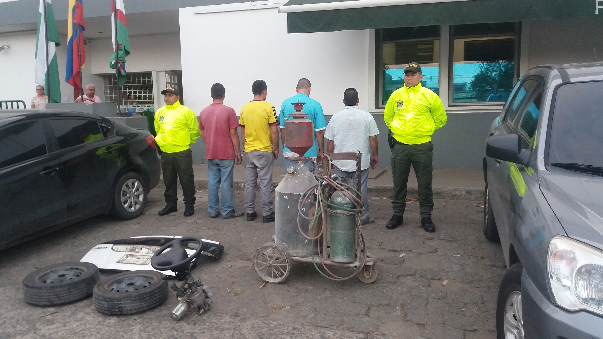 Operación de la Policía en Cali permite desarticulación de desguazadores Dos fases de operación policial permite captura de 11 personas en Cali