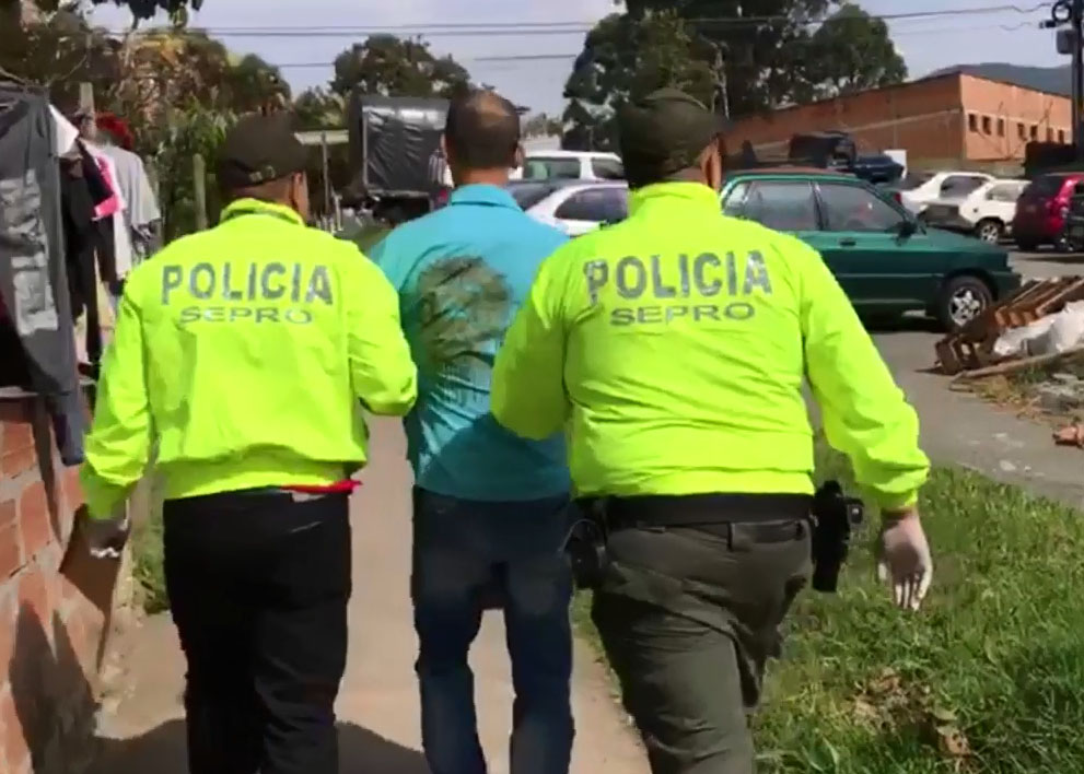 Capturado hombre por pornografía y acto sexual con menor de 14 años 