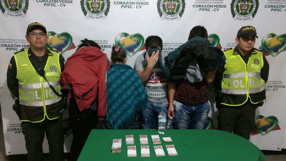 Cuatro personas pretendían intercambiar dinero falso entre ciudadanos Cuatro personas pretendían intercambiar dinero falso entre ciudadanos