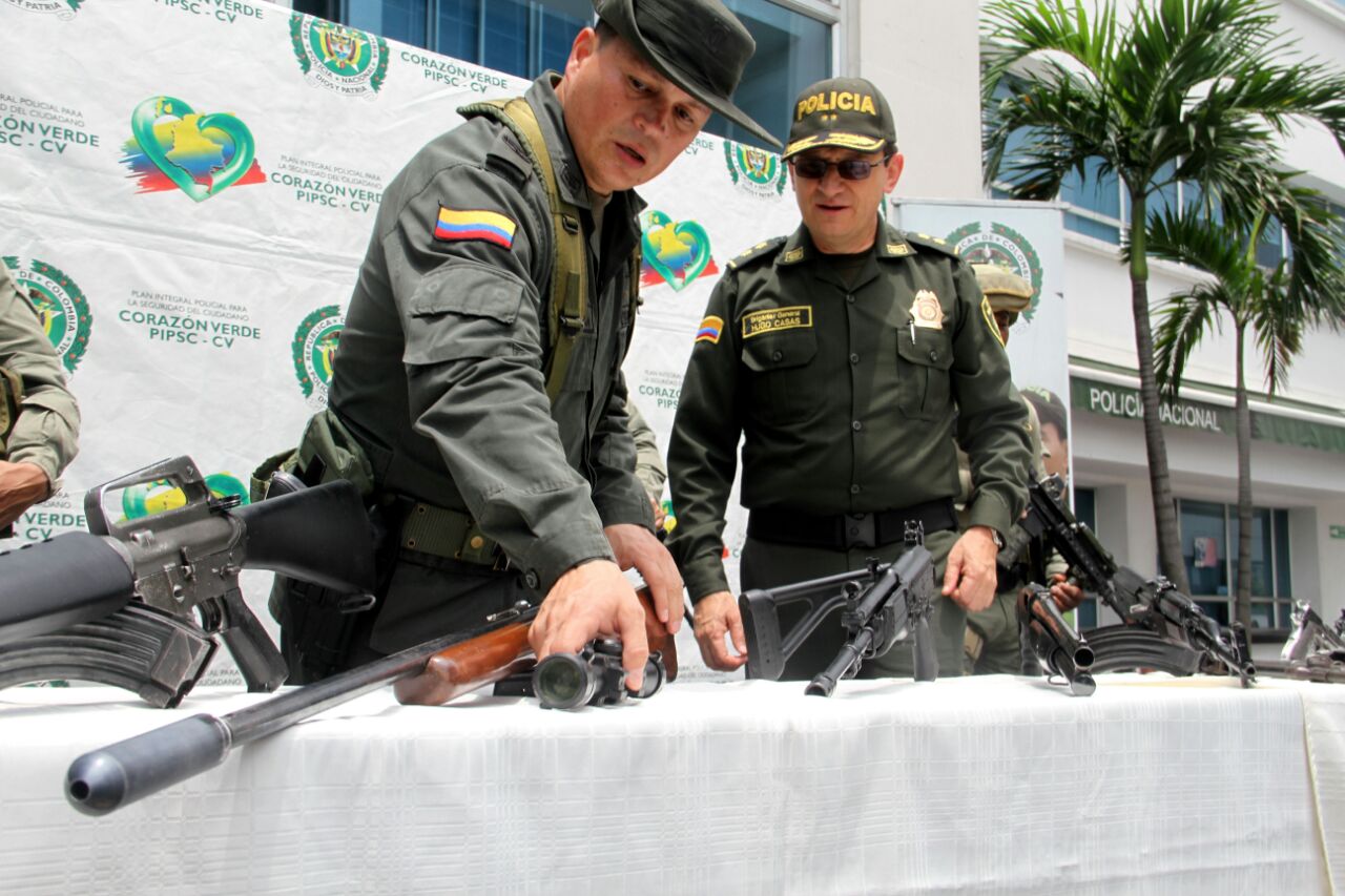 Operativos en barrios Obrero, Alirio Mora y Rodeo de Cali y en barrio Rincón de Saragosa en Jamundí Tres personas capturadas en acciones policiales