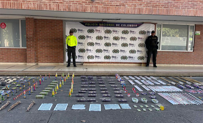Gracias a las acciones de los uniformados se incautaron más 74 kilogramos de artefactos pirotécnicos.