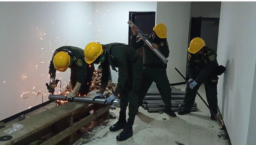 Pretendían enviar 260 kilos de marihuana en tubos metálicos Pretendían-enviar-260-kilos-de-marihuana-en-tubos-metálicos