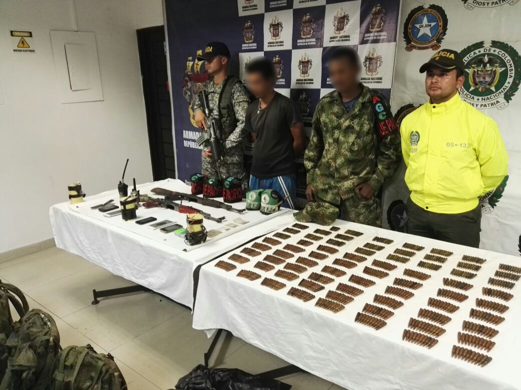 Policía nacional incautó material de guerra e intendencia  Policía nacional incautó material de guerra e intendencia