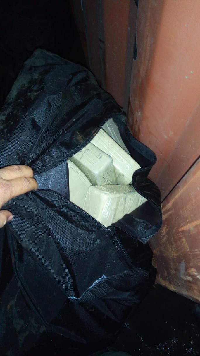 Incautamos-más-de-300-kilos-de-cocaína-en-Buenaventura Incautamos-más-de-300-kilos-de-cocaína-en-Buenaventura