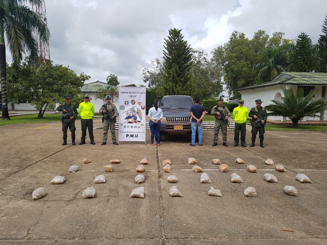 Dos-personas-capturadas-y-89-kilos-incautados-en-el-marco-de-la-operación-“Zeus”   Dos-personas-capturadas-y-89-kilos-incautados-en-el-marco-de-la-operación-“Zeus”