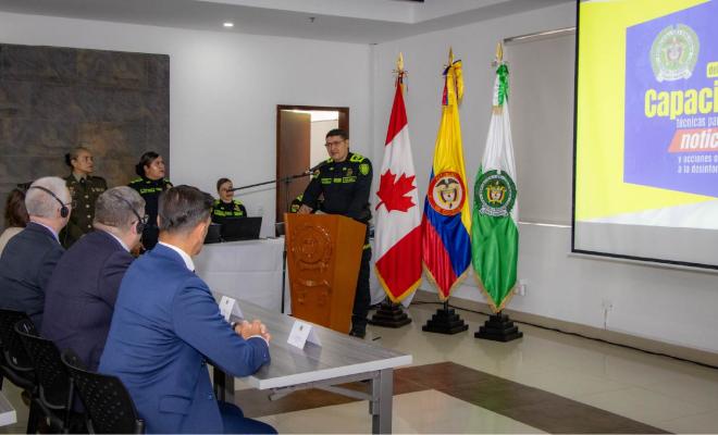  Director de la ESPOL realizando apertura de la capacitacion