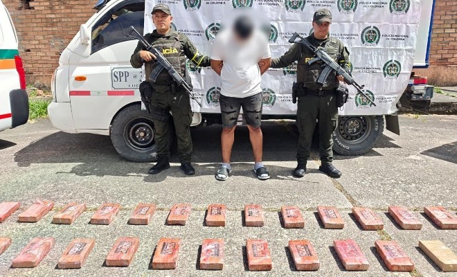 Polic&iacute;a Nacional incauta 192 kilogramos de clorhidrato de coca&iacute;na en la v&iacute;a Panamericana