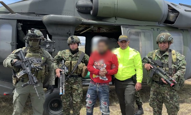 Capturado en custodia de funcionarios de la Policía Nacional y Ejército Nacional