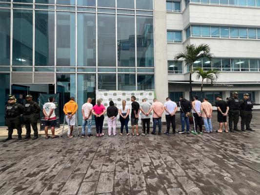 Extorsión Cali Extorsionaban en galería Santa Elena