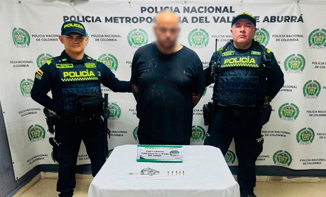 Capturado ciudadano estadounidense con arma de fuego en el barrio Laureles Capturado ciudadano estadounidense con arma de fuego en el barrio Laureles