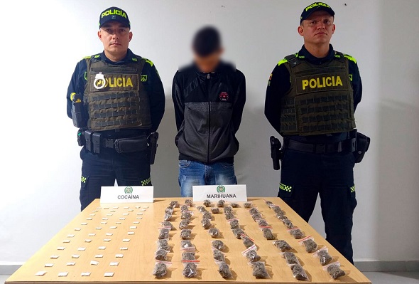 Capturados dos hombres en Santander por porte y comercialización de estupefacientes Capturados dos hombres en Santander por porte y comercialización de estupefacientes