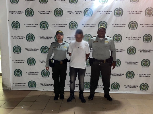 Capturado en Cartagena uno de los mas buscados en Bogota, alias Ricardo, a quien figuraba con 8 anotaciones judiciales Capturado en Cartagena uno de los mas buscados en Bogota, alias Ricardo, a quien figuraba con 8 anotaciones judiciales