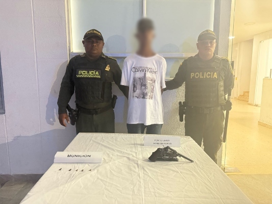 Incautada un arma de fuego y dejado a disposición de la autoridad competente, un presunto delincuente Incautada un arma de fuego y dejado a disposición de la autoridad competente, un presunto delincuente