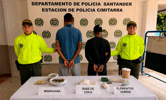 Dos personas capturadas, lideres de la organizaci&oacute;n, presuntos dinamizadores del tr&aacute;fico local de estupefacientes y sustancias alucin&oacute;genas incautadas.
