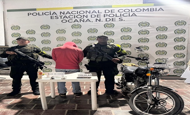 En la vía Ocaña–Convención, en este punto fue capturado un hombre de 44 años de edad, quien transportaba más de 600 gramos de base de cocaína En la vía Ocaña–Convención, en este punto fue capturado un hombre de 44 años de edad, quien transportaba más de 600 gramos de base de cocaína