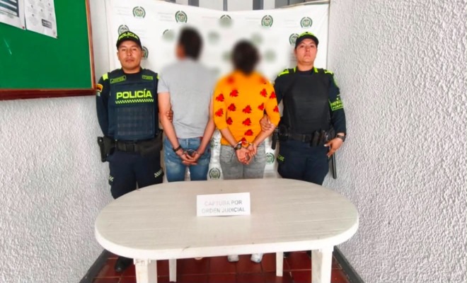 Dos polic&iacute;as, 2 capturados. 