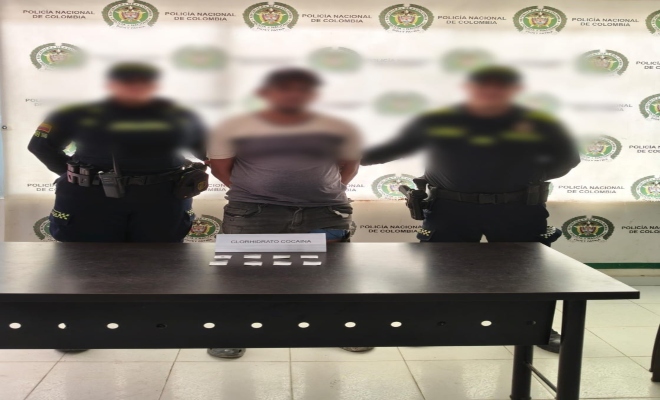 dos policias y un ciudadano capturado por el delito de estupefacientes 
