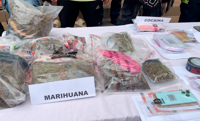 Incautación de 4.450 gramos de marihuana, 79,67 gramos de cocaína y 92,49 gramos de anfetaminas, además de un arma de fuego, nueve teléfonos celulares, tres grameras y $1.080.000 en dinero en efectivo