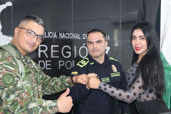 Espacios de dialogo fortalecen la confianza entre policía y la ciudadanía 