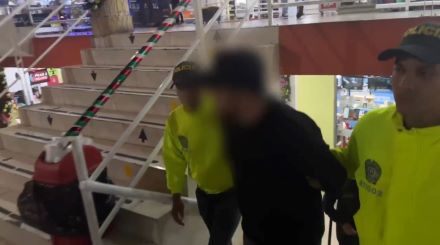 dedicados a la receptación y comercialización ilegal de teléfonos celulares en Pasto