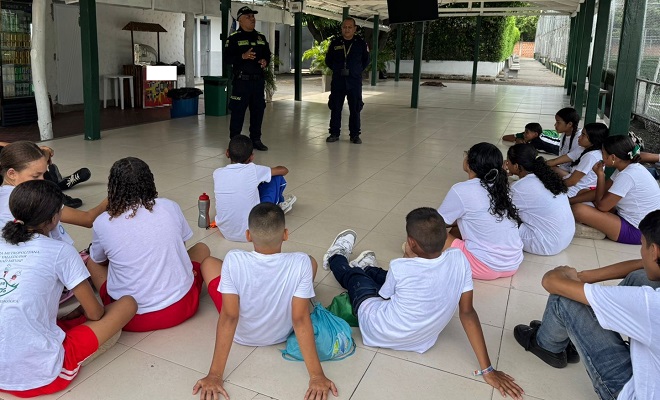 capacitan a adolescentes en prevención de riesgos en el hogar durante la actividad, los participantes recibieron espacios pedagógicos y prácticos