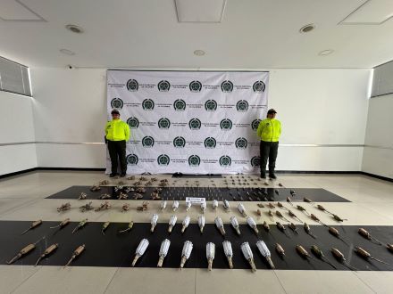 Policía Nacional incauta 50 kilogramos de pólvora en Pasto La operación se desarrolló en el sector de Potrerillo