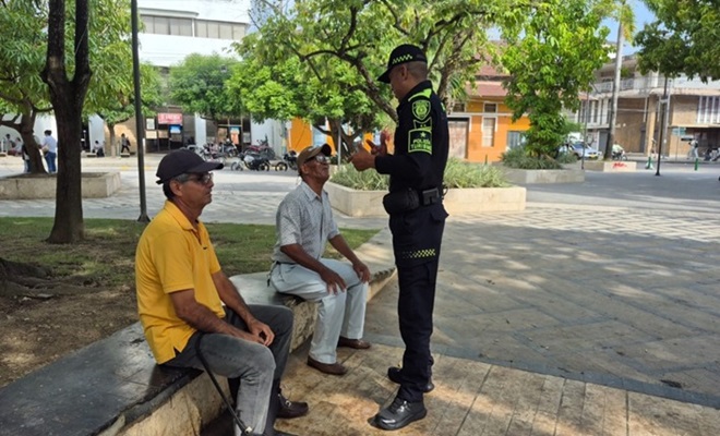 Polic&iacute;as y Comunidad
