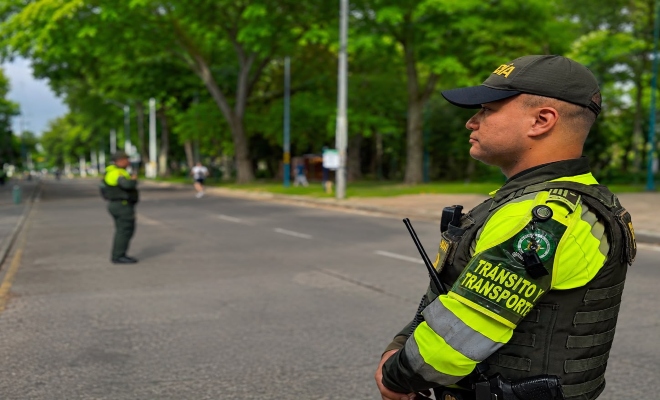 Policía Nacional acompaña ciclovía dominical en Montería para garantizar espacios seguros de recreación