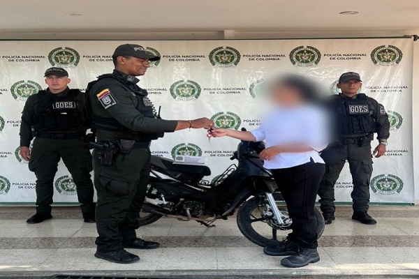 Acción de la Policía Nacional permitió devolver el vehículo a su propietario Recuperada motocicleta hurtada en el barrio Los Colores de Neiva.