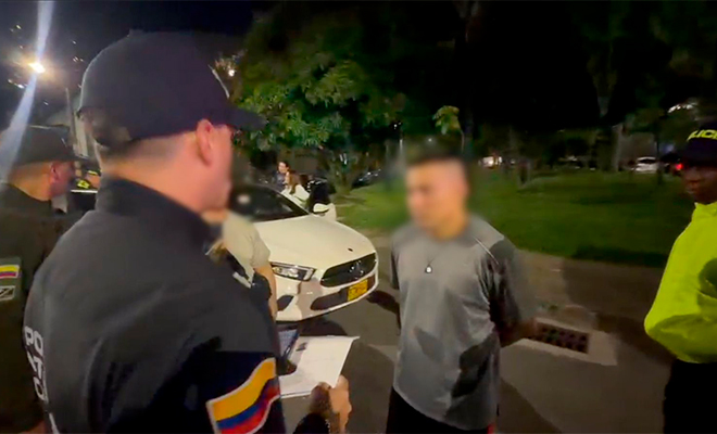 El hombre, conocido con el alias de “Kokin”, es solicitado por las autoridades judiciales de Costa Rica y es señalado de integrar una estructura criminal transnacional vinculada con narcotráfico, lavado de activos y homicidios.