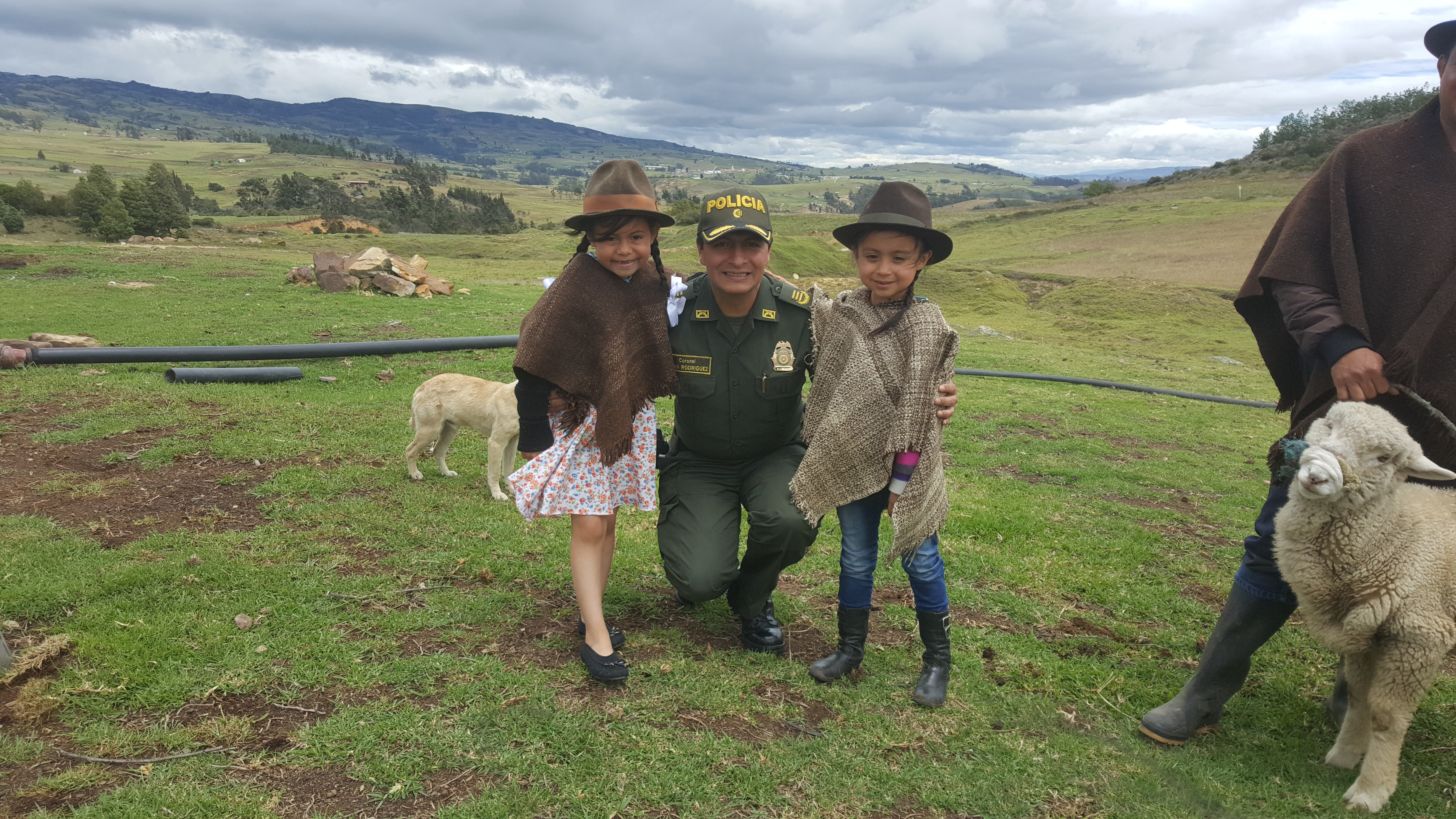 Acercamiento a nuestros campesinos Acercamiento a nuestros campesinos