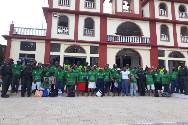 Vinculamos a los adultos mayores en actividades recreativas. Vinculamos-a-los-adultos-mayores-en-actividades-recreativas.