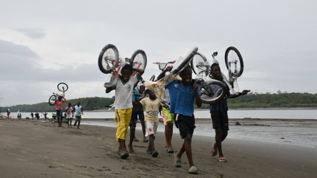 actividad policia nacional isla punta soldado actividad-policia-nacional-isla-punta-soldado-buenaventura-valle
