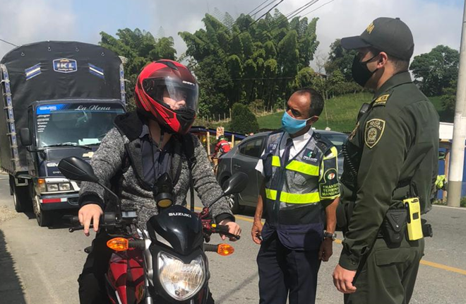 543 policías garantizaran la seguridad la convivencia y seguridad ciudadana en el área urbana y rural Policía implementa medidas especiales para plan éxodo y retorno en puente festivo “San Pedro y San Pablo”