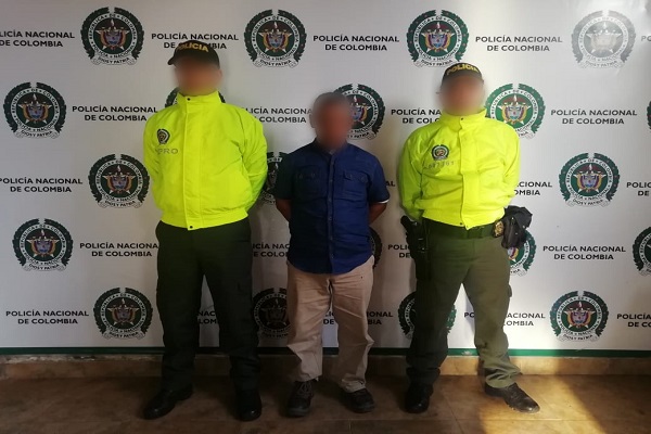 el capturado aprovechaba la ausencia de la madre para cometer los actos  Capturado por actos sexuales con menor de 14 años