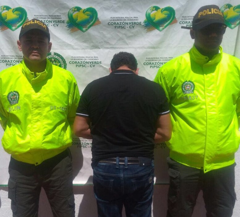 Dimos captura a “patilla” presunto cabecilla del “clan del golfo” en el sur de Bolívar Dimos captura a “patilla” presunto cabecilla del “clan del golfo” en el sur de Bolívar